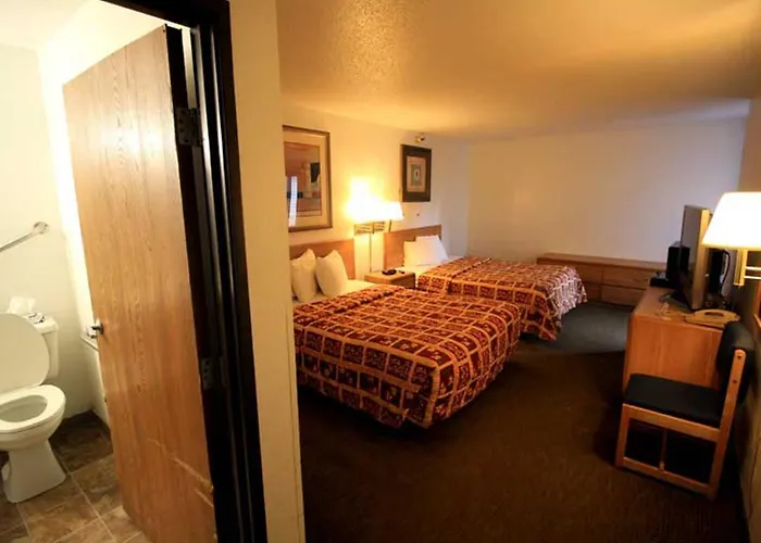 Norwood Inn And Suites - Minneapolis-St Paul Roseville